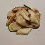 麻布長江 香福筳 - 五島列島　スジアラ切り身　松茸の酢橘風味炒め