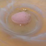 麻布長江 香福筳 - パープルクイーン＜赤梅＞のシャーベット　白桃スープ