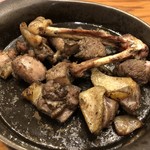Torinosato - 鶏の炭火焼き