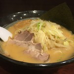 北海道らーめん おやじ - おやじ麺(味噌味)800円