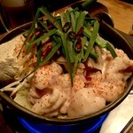 Hakata Kushiyaki Yokaroumon - 特製牛もつ鍋