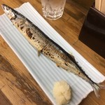庶民 - さんま塩焼き (200円)