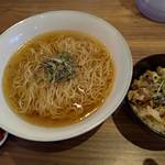 Bushiya katsura - 節かけラーメン５００円・チャーシュー飯２００円・辛味３０円