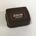 ショコラトリー ココ - coco No.1（ココナッツのガナッシュにローストしたココナッツファイン）
