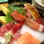 Sushi Yuuraku - ランチ海鮮丼