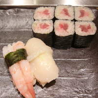 すし京辰 恵比寿店 - 帆立、甘エビ、巻物