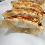 中華麺店 喜楽 - 底面が