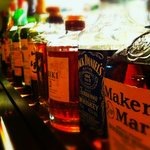 シュハリ・テンマ - お酒も色々とご用意しております。