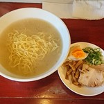 大衆中遊華食堂 八戒 - 麺