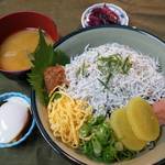 Pot-fried whitebait bowl