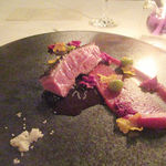 ステラート サパークラブ - フランス産ヒュルゴー鴨胸肉　ビーツ　紅葉