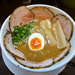 ラーメン家 みつ葉 - 豚CHIKIしょうゆチャーシューメン（H23.9）
