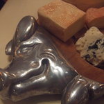 コジト - チーズを乗せた豚さん