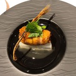 ル・プランタン - リゾットと大葉を包んでこんがり揚げたニギスのフリット ソース・ブールブラン