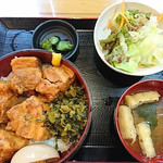 唐揚げ 一筋 - 豚角煮丼