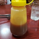 味都苑 - タレは少し甘め