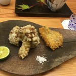 柚木元 - 左はアカヤマドリタケのフリット、右はもちろん松茸傘のフライ