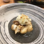 柚木元 - ノドグロと松茸に大根と梨に揚げた米を乗せた豊年作り