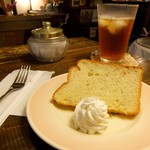 English Teahouse Pekoe - ダージリン＆sweets