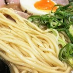 ラー麺 陽はまた昇る - 麺アップ