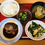 Hanasan Shokudou - ぬか炊き（鯖）、ニラ玉、酢タコ、貝汁、ご飯