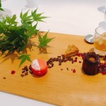 ラ クレリエール - 2018.8.  ミニャルディーズ