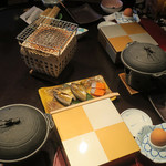 乳頭温泉郷 妙乃湯 - テーブル上の様子