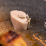 三笠鮨 - 蝦夷（えぞ）仙鳳趾（せんぽうし）の眞蠔（まがき）