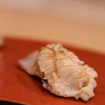 三笠鮨 - 蝦夷（えぞ）北寄貝（ほつきがひ）