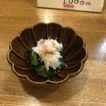 居酒屋山さん - お通し 蟹とキュウリの酢の物