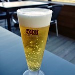 OUI - 川辺のBeerが美味い!!