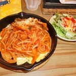 カフェドアンダニエルズ - 鉄板ナポリタン