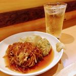 博多のおでん - しらたき&白菜しゃんとシュワシュワたい♪