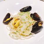 ラ キュイジーヌ ド カワムラ - モンサンミッシェル産 ムール貝のパスタ様