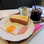 レナ - 料理写真:モーニングサービス　Ａセット　３８０円