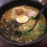 ラーメンダイニング くすのき - とんこつの熊本ラーメン