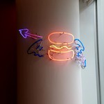 ピエール・エルメ・パリ - ２階への案内（１階）