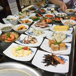大甚 - セルフの小皿料理がズラリ♪