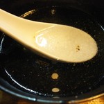 担々麺 無坊 - スープ