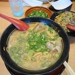 豚旨うま屋ラーメン - 