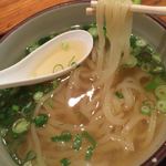 うどん和助 - 透き通った、細めでたおやかなうどんが特徴です