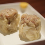 中国菜 膳楽房 - シンプル肉 シュウマイ（2コ）@300円