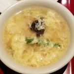 中国料理 桂花 - スープはしっかりとした味付けです