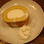 タマヤ カフェ - ロールケーキ