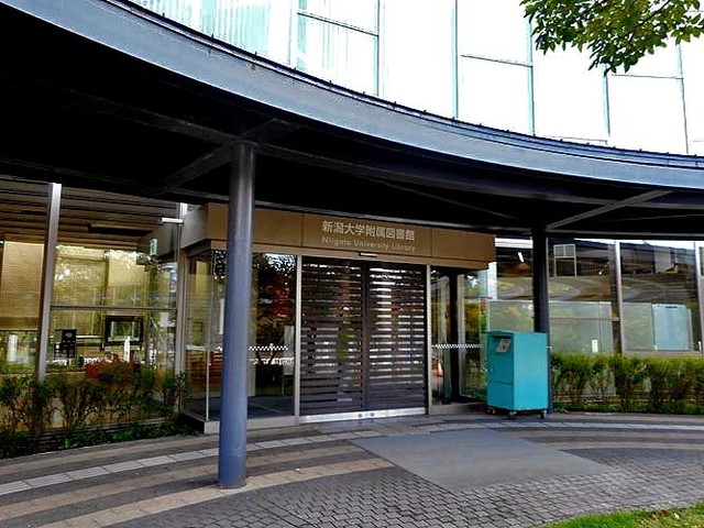 大学図書館内のカフェ By ダイアンサス ペスタロッチ カフェ Pestalozzi Cafe 内野 カフェ 食べログ 大学図書館内のカフェ By ダイアンサス ペスタロッチ カフェ Pestalozzi Cafe 内野 カフェ 食べログ