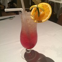 シルクロードガーデン - カピターノミッキースペシャルノンアルコールカクテル（アマレットシロップ、ブルーベリーシロップ、クランベリージュース、ジャスミンティー、ジンジャエール）