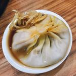 佳家汤包 - 生姜をのせて