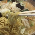 幸楽苑 - 麺アップ