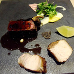 厨翠山   - 北みらい牛炭火焼きと
                                
                                美瑛豚スペアリブ椎茸醤油の照り焼き