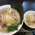 ラーメンショップ - ネギチャーシュー（中）1150円   ネギ丼 300円